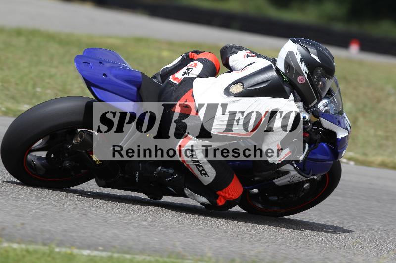 Archiv-2022/23 06.06.2022 PROMAX ADR/Gruppe rot/backside